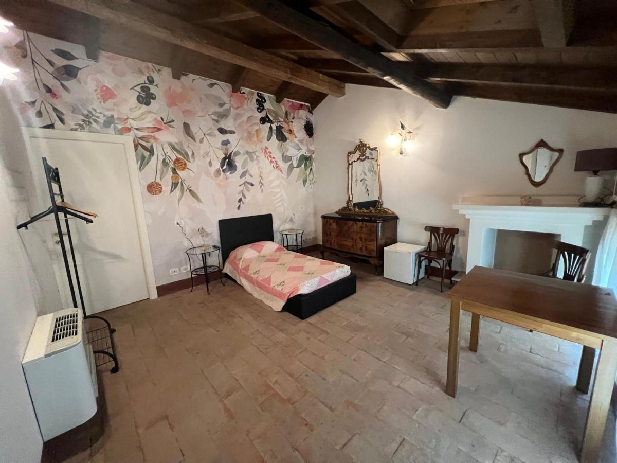 Agriturismo E Az. Agricola Ma.Mi Sale Екстер'єр фото